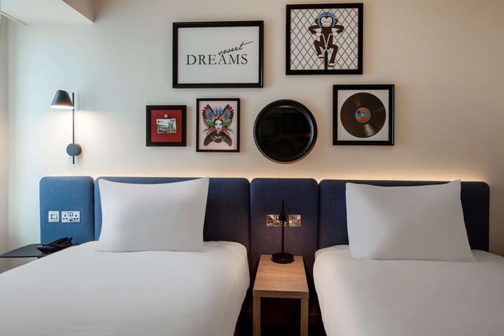 Hampton by Hilton Bath City
