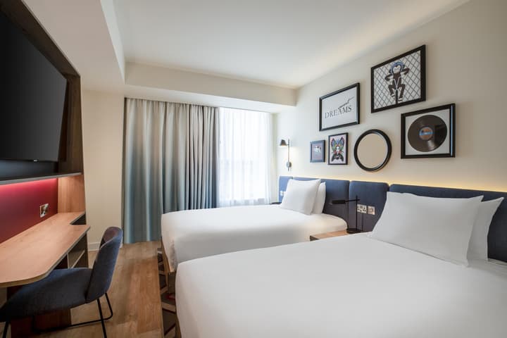 Hampton by Hilton Bath City