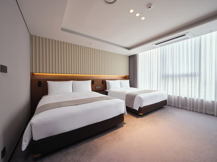 Stanford Hotel Myeongdong
