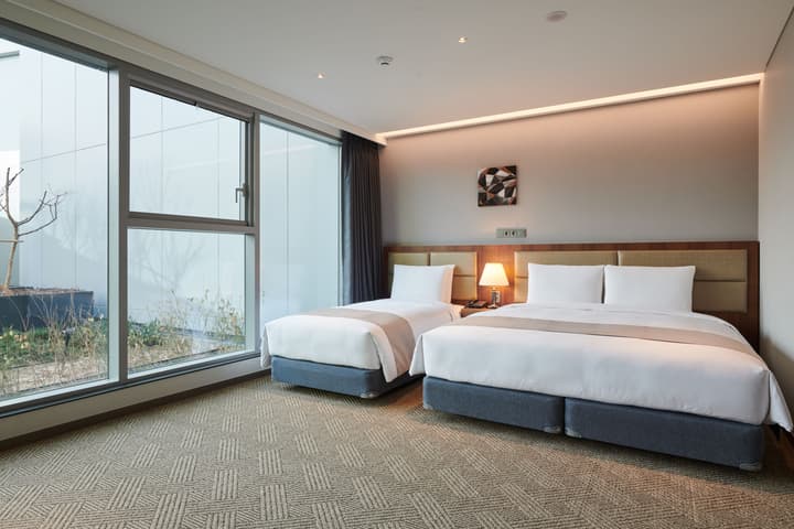 Stanford Hotel Myeongdong