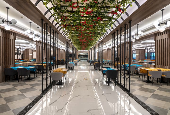 Arnor De Luxe Hotel