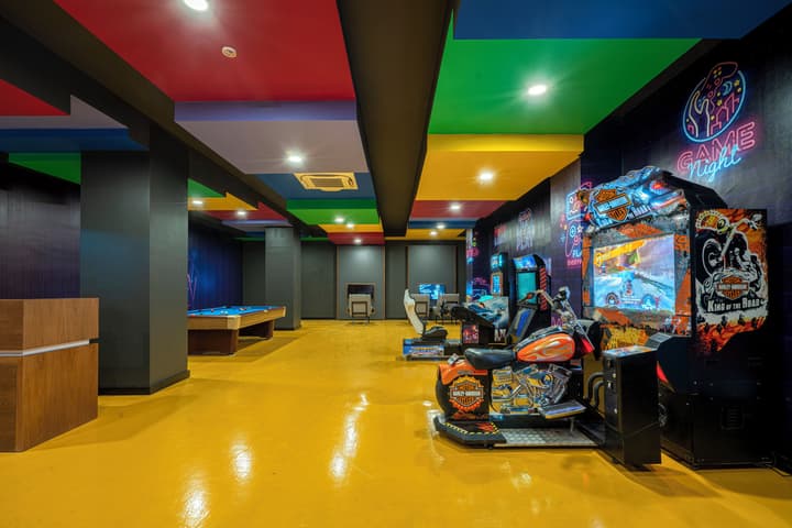Arnor De Luxe Hotel