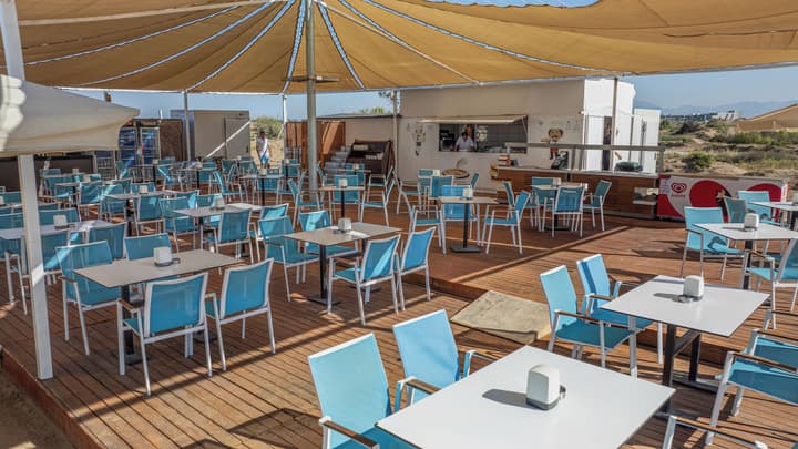 Arnor De Luxe Hotel