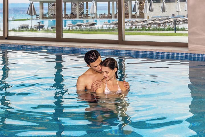 Ammoa Luxury Hotel & Spa Resort