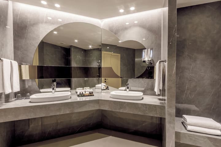 Ammoa Luxury Hotel & Spa Resort