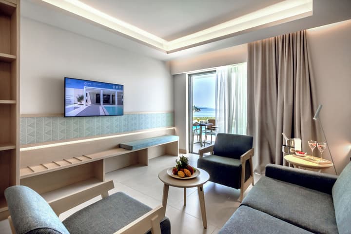 Ammoa Luxury Hotel & Spa Resort