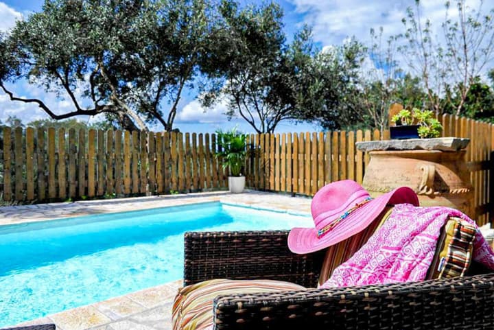 Dimitris Cottage in Apergatika