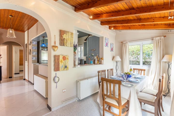 Dimitris Cottage in Apergatika