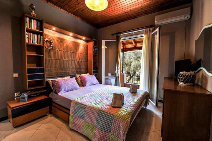 Dimitris Cottage in Apergatika