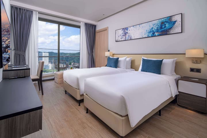 Citadines Marina Halong