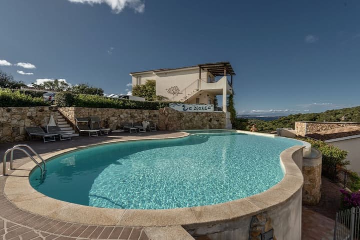 EA BIANCA Residence