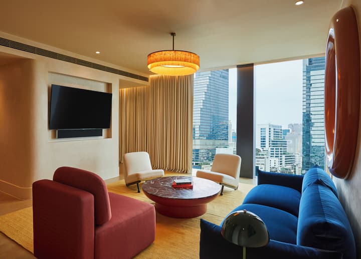 The Standard, Bangkok Mahanakhon