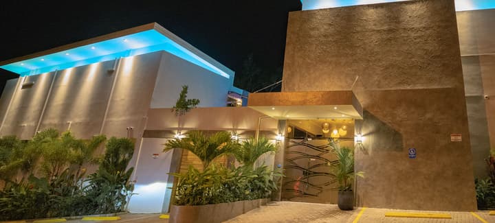 Hotel Naoz