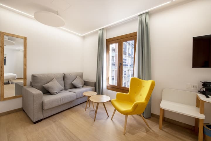 Odyssey Rooms