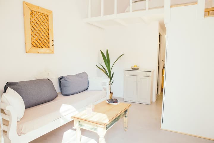 Exi Sea Side Suites