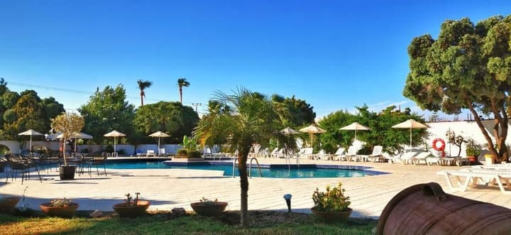 Happy Days Hotel