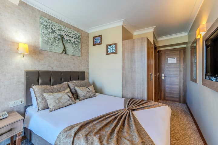 Sultan Hamit Hotel
