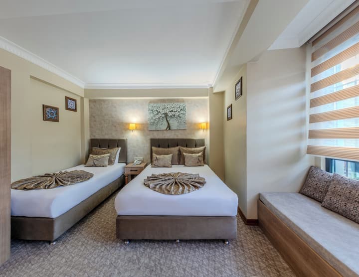 Sultan Hamit Hotel