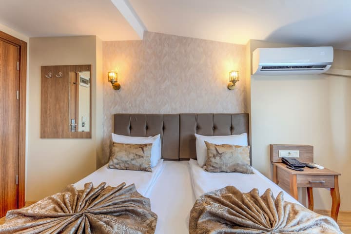 Sultan Hamit Hotel