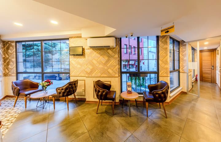 Sultan Hamit Hotel