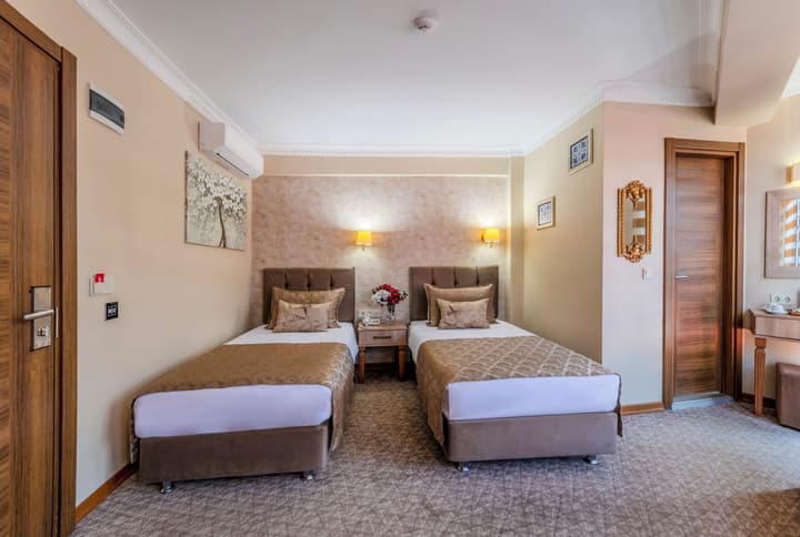 Sultan Hamit Hotel