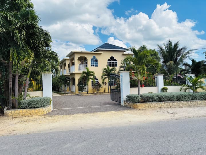 Sommerville Resorts