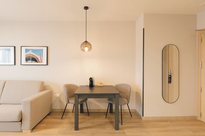 Palau Suites & Apartments