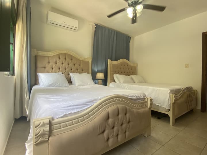 Stanza Mare Beach Front