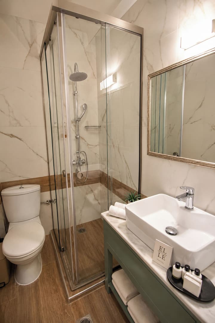 ELLE Rooms & Suites