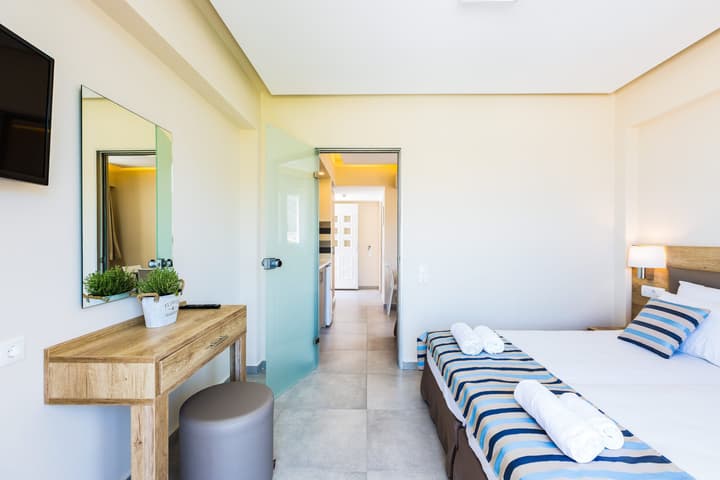 Theo Star Beach Hotel