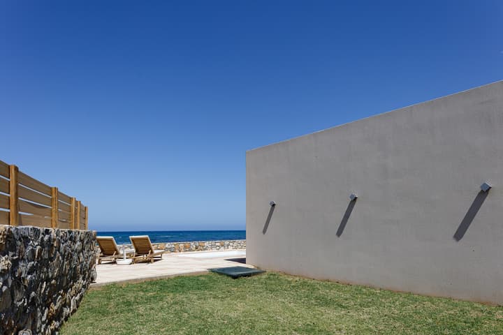 Theo Star Beach Hotel