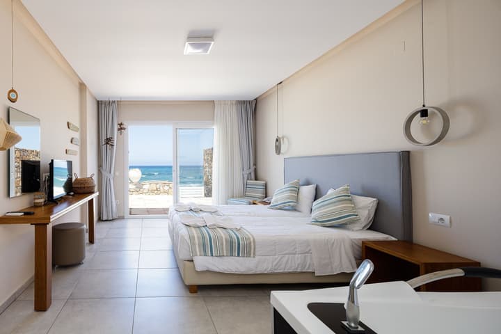 Theo Star Beach Hotel