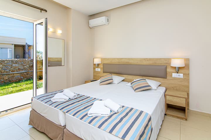Theo Star Beach Hotel