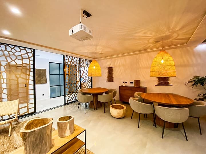 S Estancia Suites