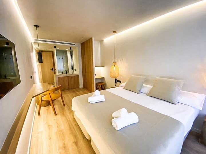 S Estancia Suites