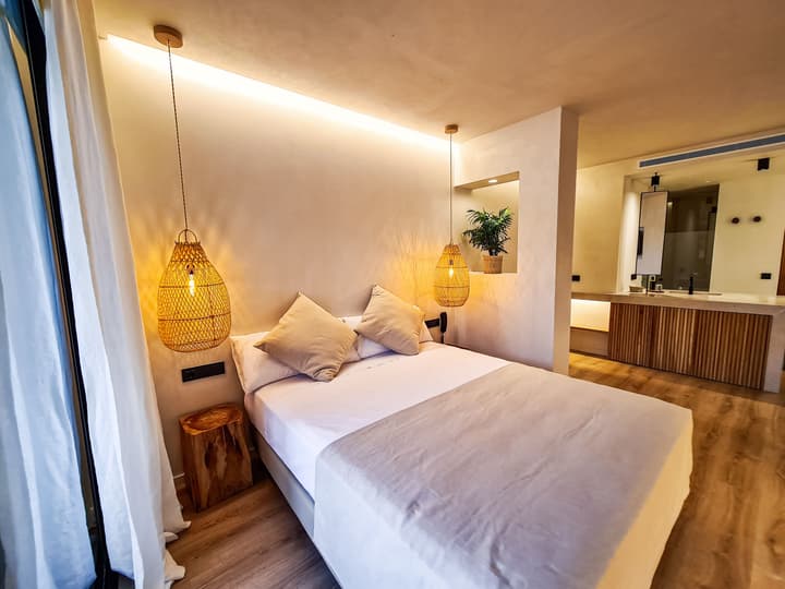 S Estancia Suites