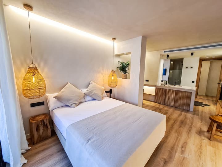 S Estancia Suites
