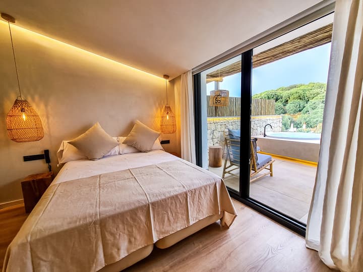 S Estancia Suites