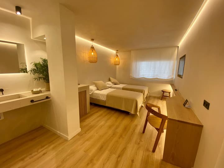 S Estancia Suites