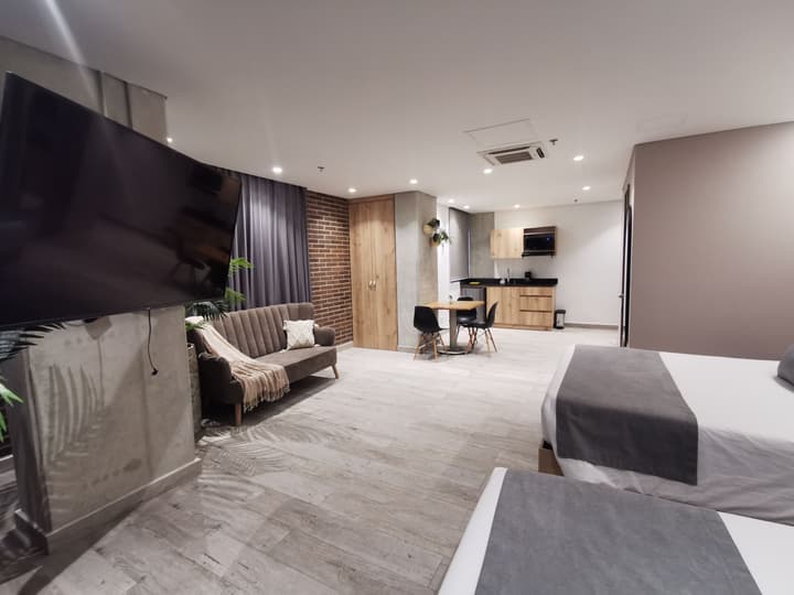 Eutopiq Hotel