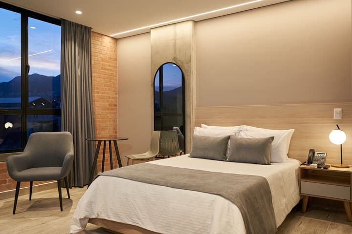 Eutopiq Hotel