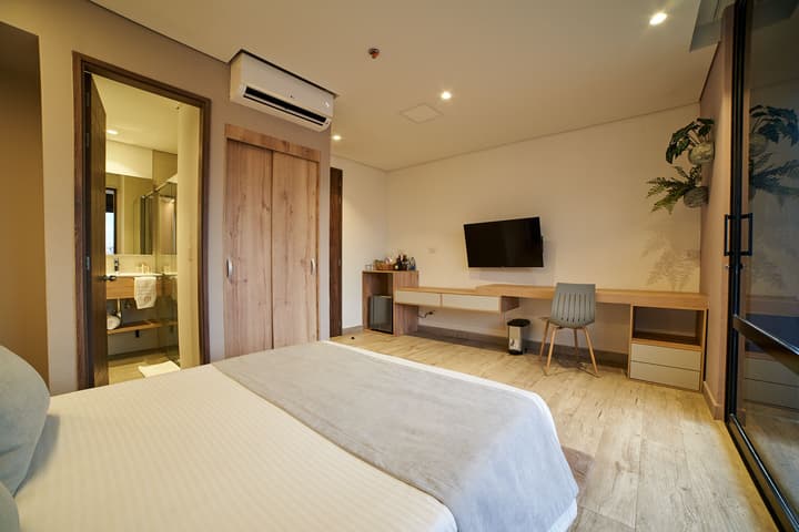 Eutopiq Hotel