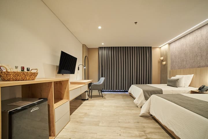 Eutopiq Hotel