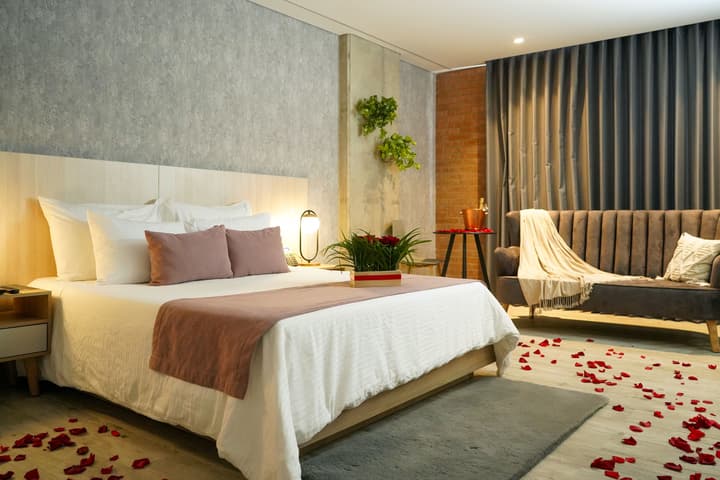 Eutopiq Hotel