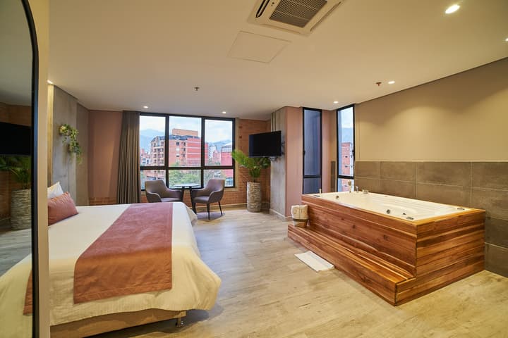 Eutopiq Hotel