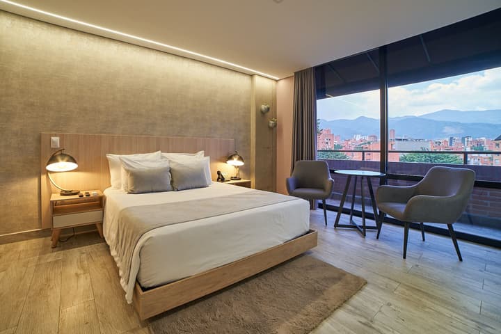 Eutopiq Hotel