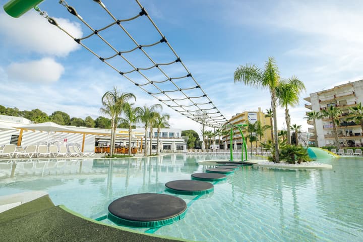 Alannia Salou Resort
