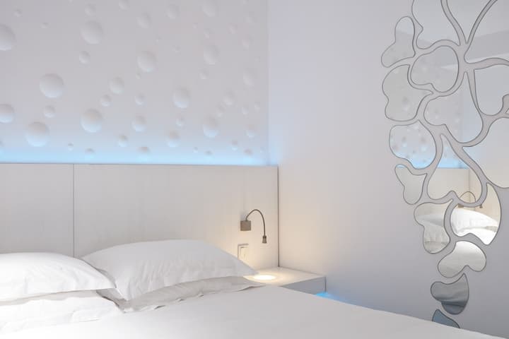 So White Club Resort