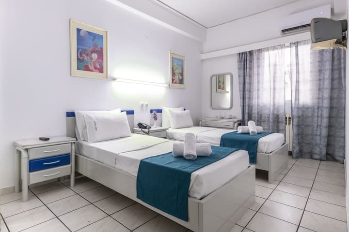 ROY Hotel