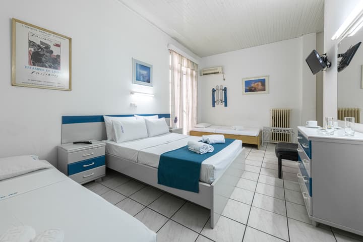 ROY Hotel